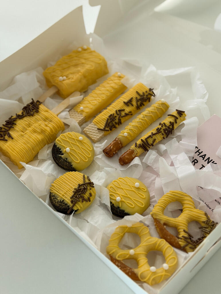 Yellow sun custom dessert order