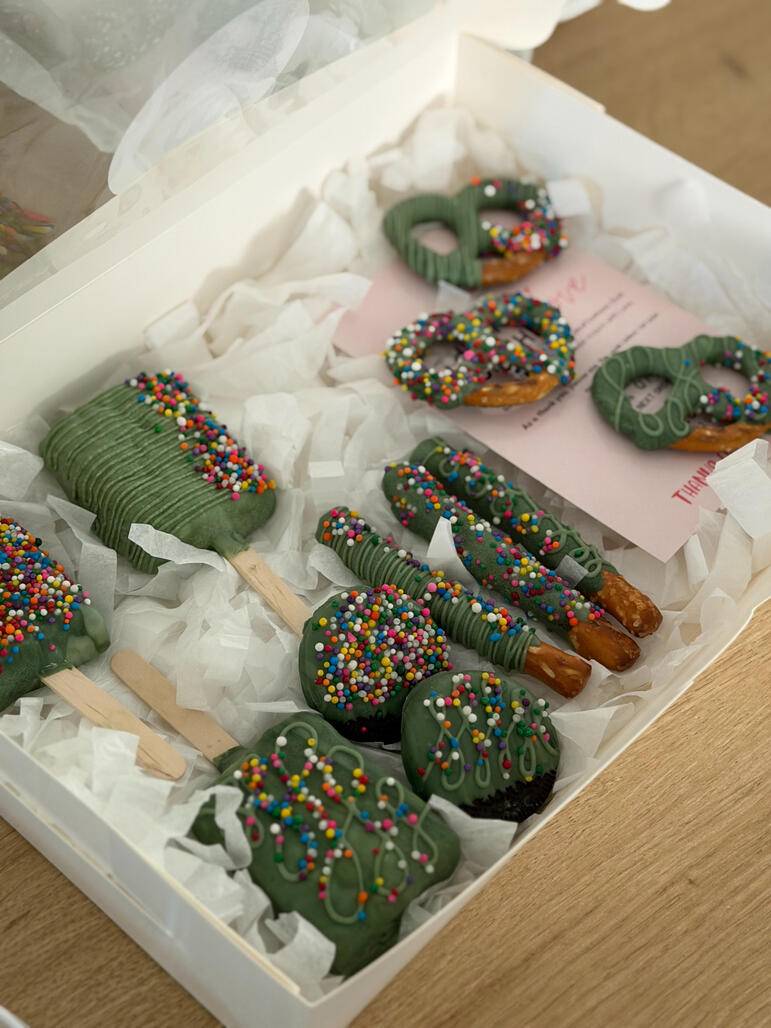 Forest green and rainbow sprinkles order